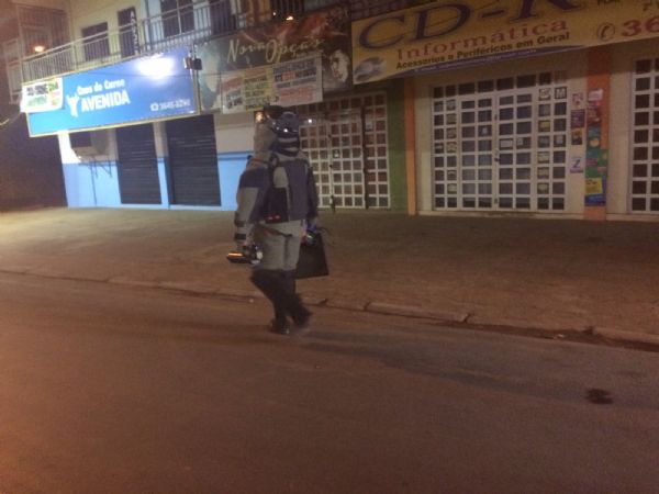 Suspeita de bomba faz Bope isolar terminal de nibus em Cuiab;   fotos 