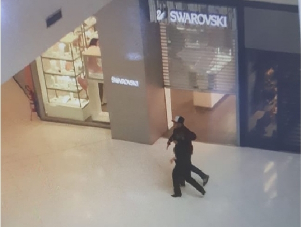 ​Bandidos invadem joalheria Vivara no Shopping Goiabeiras e um morre aps troca de tiros com PM