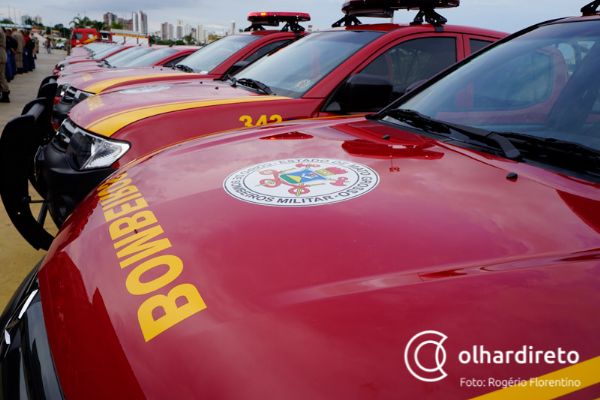 Bombeiros atuaram intensamente por causa de  temporal