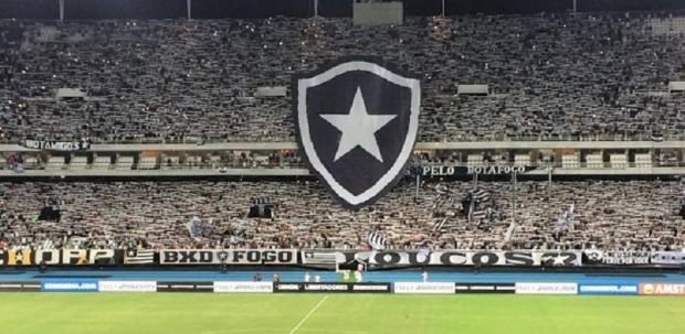 Com gol de bicicleta, Botafogo vence estreia complicada contra o Estudiantes na Libertadores