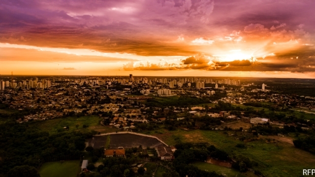 Calor e baixa umidade continuam no fim de semana e Cuiab pode ter chuva na segunda-feira