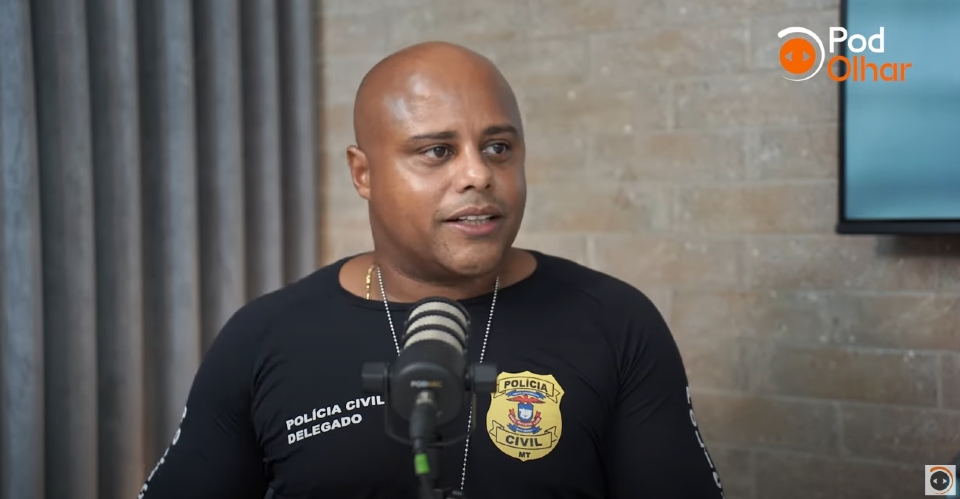 PodOlhar: Delegado Nilson Farias defende priso de menores e critica leis penais que punem pretos e pobres