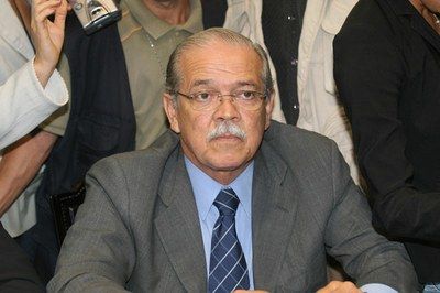 Ex-senador e governador baiano tem respaldo da cpula do PR