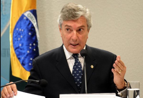 Ex-presidente Collor d as caras na Rio +20 e faz discurso pessimista