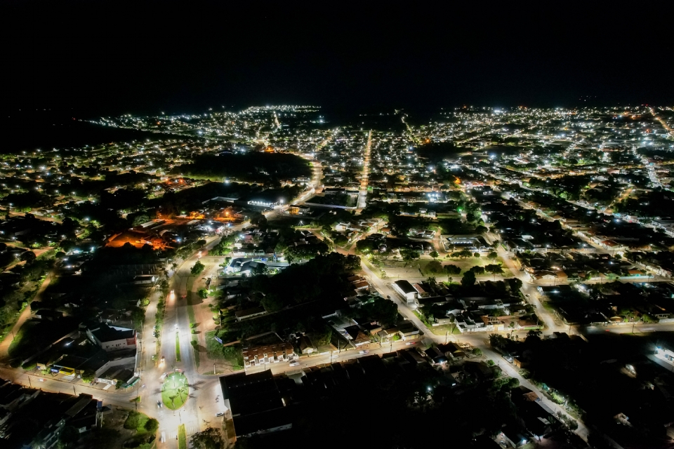 Mais de 90 cidades de Mato Grosso concluram instalaes de lmpadas de LED pelo programa MT Iluminado