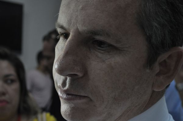 Mendes diz que vai se dedicar mais a poltica em 2014 e prioriza palanque de Eduardo Campos