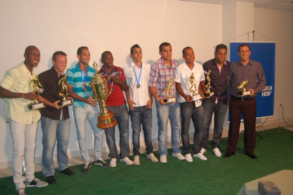 Federao de Futebol promove noite de gala para entrega das premiaes aos melhores do Campeonato 2013