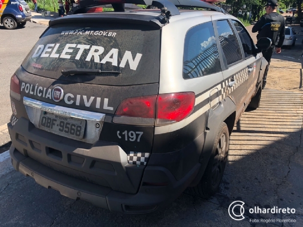 Dentista com sinais de embriaguez  presa aps bater em motocicleta