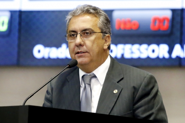 Adriano Silva deseja que todos os candidatos que obtiverem no mnimo 50% de aproveitamento sejam includos na lista de reserva de cadastro