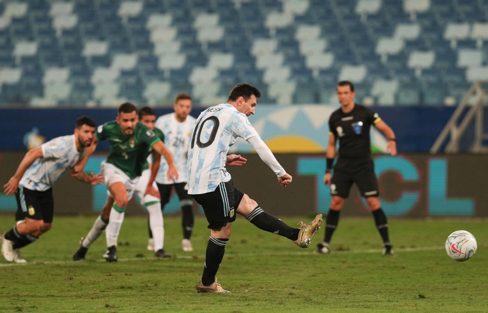 Messi d show e Argentina goleia a Bolvia no ltimo jogo da Arena Pantanal pela Copa Amrica;  veja os melhores momentos