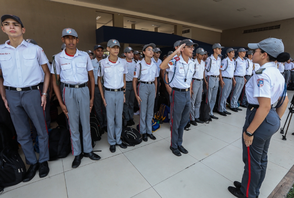 Mais de 16 mil estudantes se inscrevem no processo seletivo das 28 escolas militares de MT