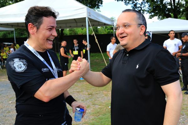 Fbio Galindo, da Segurana, participou da Corrida do Bope 2016, prestiagida por Pedro Taques