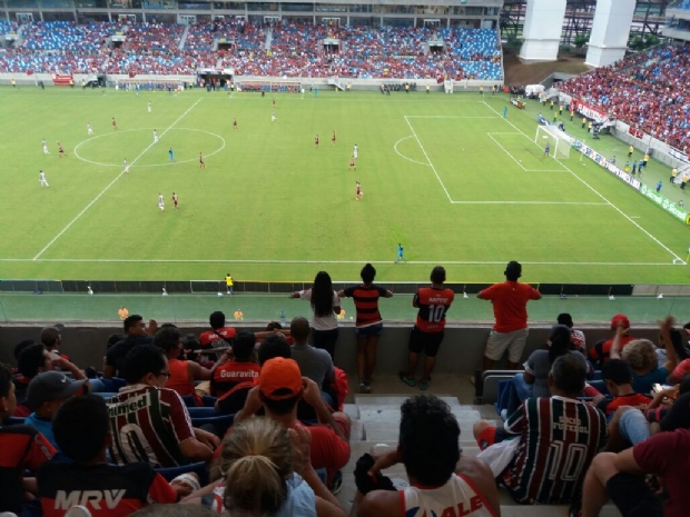 Com 15.884 torcedores na Arena, Fluminense aplica 4X0 no Flamengo;  Veja fotos e vdeo 