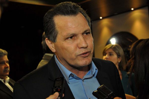 Governador Silval Barbosa afirma que sangria de recursos pblicos recente se deve a decises de dvidas de R$ 250 milhes