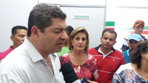 Guilherme Maluf com prefeita Lucimar Campos,  durante inaugurao da reforma do Pronto Socorro de Vrzea Grande