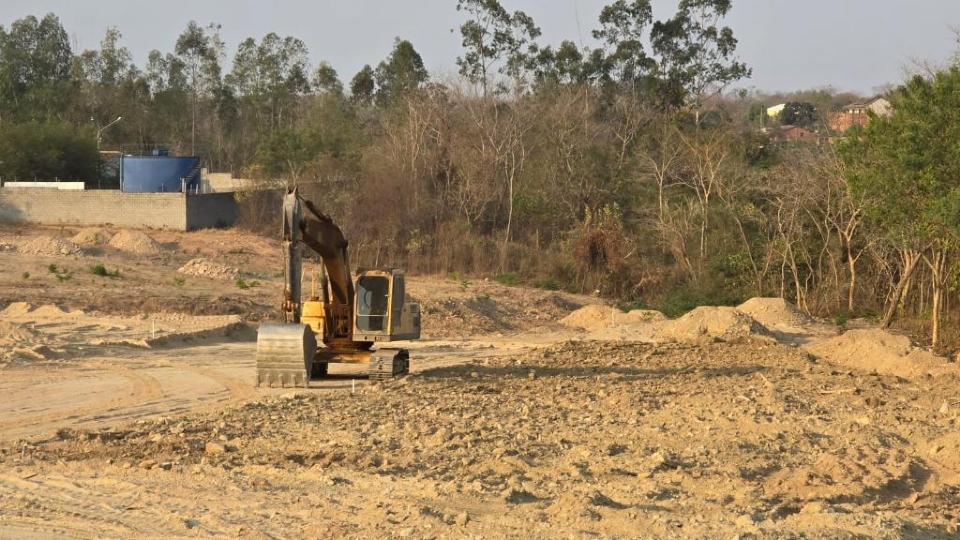 Trs homens so presos em flagrante por descarte irregular de resduos em Cuiab