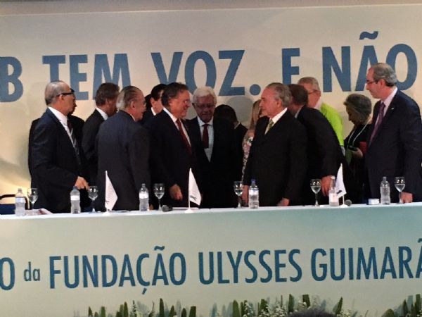 Blairo se filia em congresso nacional do PMDB e Bezerra afirma que partido agora  o maior de MT