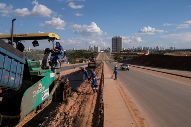 ​Lmpadas de LED em rodovia duplicada devem custar mais de R$ 4 milhes