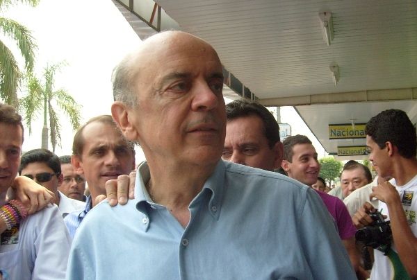 Serra em Sinop na eleio de 2010: socilogo especula quem herdar votos dele nas cidades onde o tucano foi o mais votado