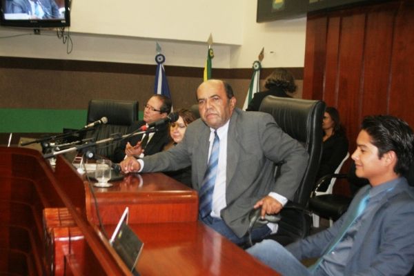 Jlio Pinheiro assegura que no houve fraudes em contratos de grfica, na sua gesto: de novo no comando da Cmara de Cuaib