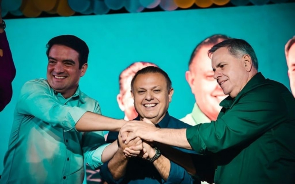 O prefeito Lo Bortolin, que apoia o sucessor Ademir Goes e seu vice, Marcos Bravin