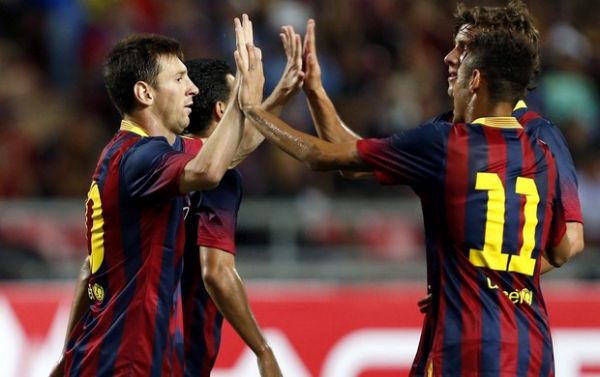 Messi e Neymar em campo: dupla tem chance de comear jogando junta pela primeira vez
