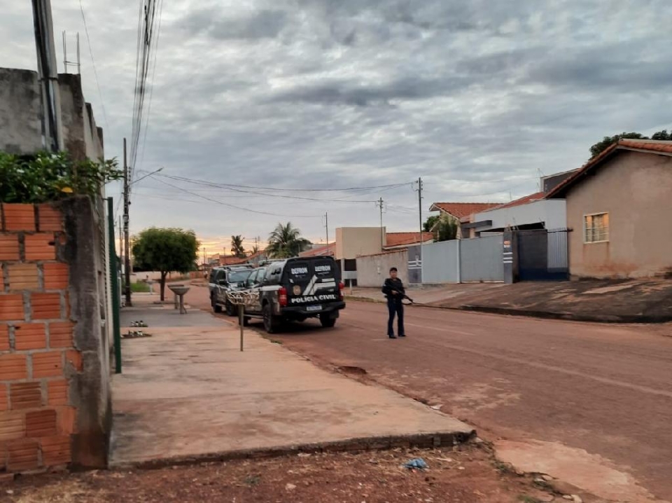 Polcia Civil prende membros de faco que controlavam trfico de drogas e torturavam pessoas em Mato Grosso