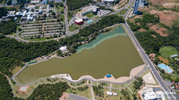 Lagoa do Parque das guas recebe diariamente esgoto de vrios rgos pblicos