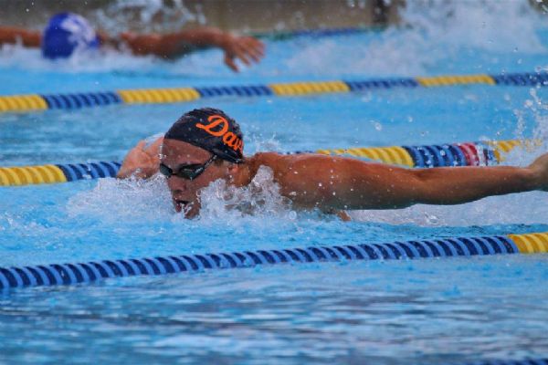 Nadador mato-grossense  finalista em duas categorias em campeonato nacional