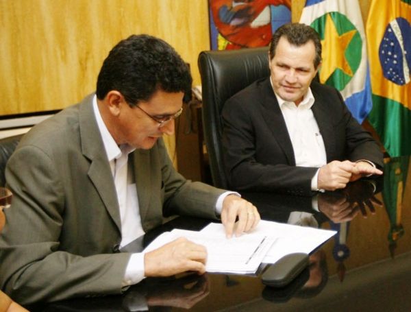 Sguas Moraes aponta que o governo Silval j concedeu 25,8% de aumento real para os profissionais da educao