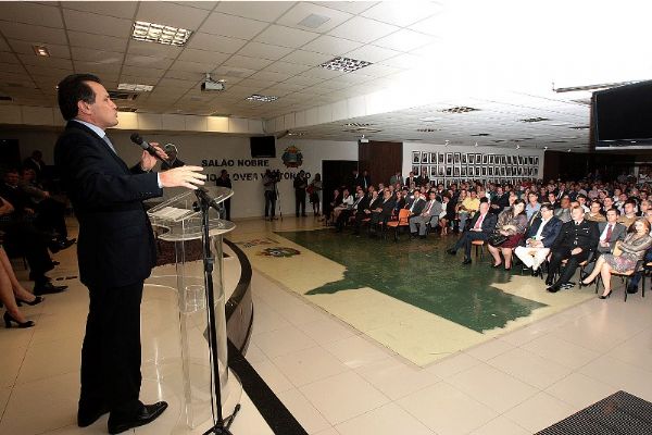 Silval tem sua permanncia avaliada com maior seriedade, nas hostes do Palcio Paiagus.