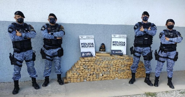 Rotam prende homem com 350 kg de maconha em bairro de Cuiab