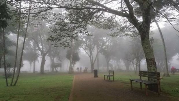 Termmetros registram 7C em Chapada e 12C em Cuiab; frio deve continuar;  fotos 