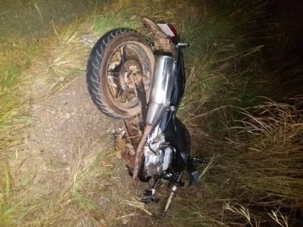 Motociclista morre ao bater contra carreta em rodovia federal