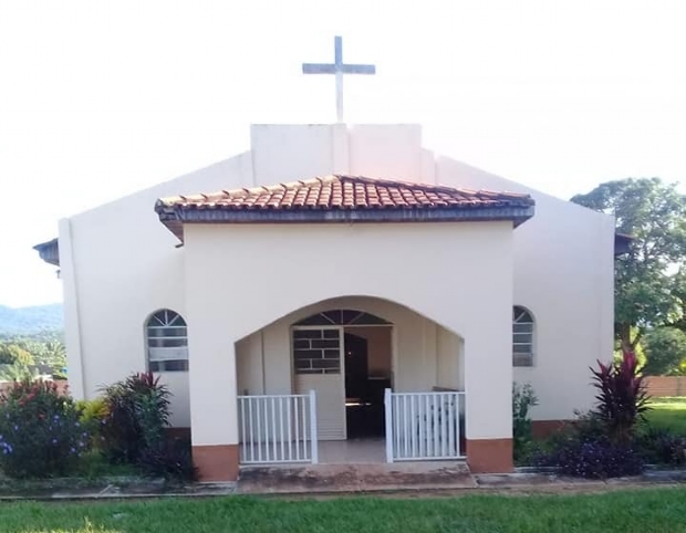 Bandidos invadem e cometem furto em igreja; Dicono reclama da falta de segurana