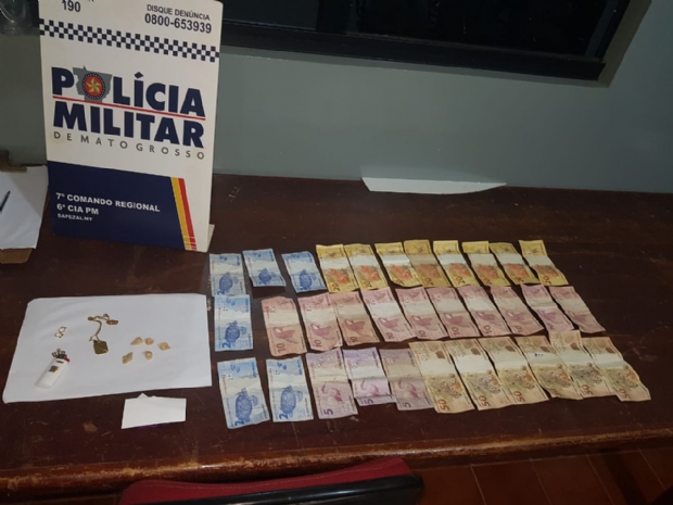 Polcia prende traficante comercializando drogas em frente a boate