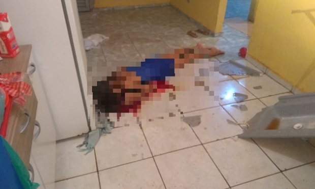 Jovem  executada na frente dos filhos a mando do marido preso na PCE