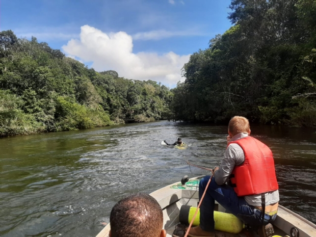 Adolescente morre afogado ao atentar atravessar rio a nado