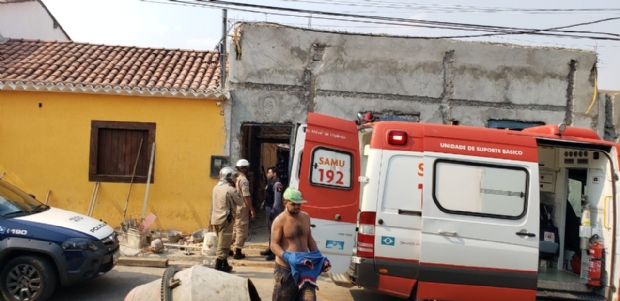 Morre trabalhador soterrado em imvel na Praa da Mandioca