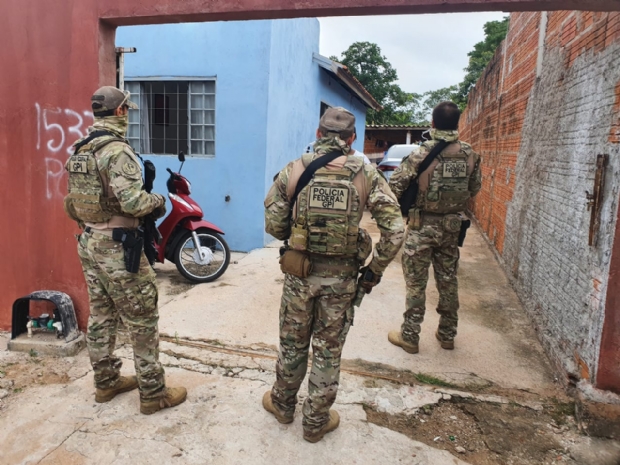 Policiais cumpriram mandados em MT e outros trs Estados