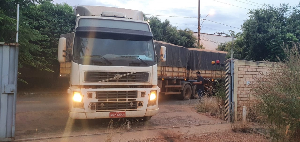 Caminhoneiro  raptado em posto de combustveis e fica nove horas sob mira de criminosos