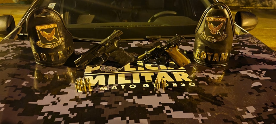 Dois criminosos morrem aps apontarem armas para policiais da Rotam em Cuiab