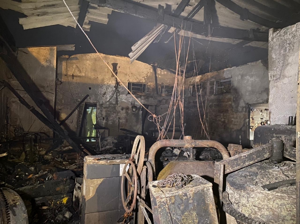 Empresrio estima prejuzo de at R$ 1,5 milho em loja destruda por incndio; veja fotos e vdeos