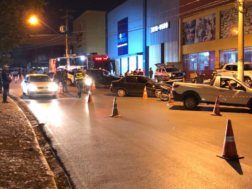 Blitz da Lei Seca prende 11 motoristas por embriaguez ao volante em Cuiab