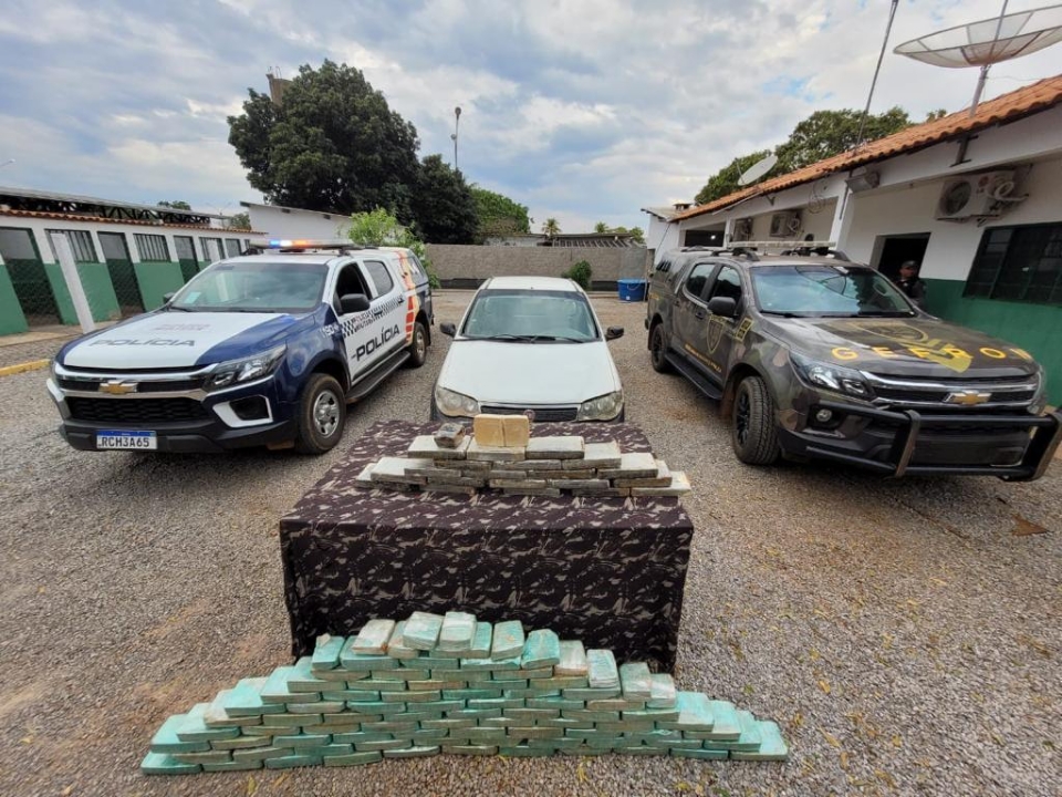 Homem  preso pelo Gefron com 100 tabletes de cocana avaliados em R$ 1,9 milho