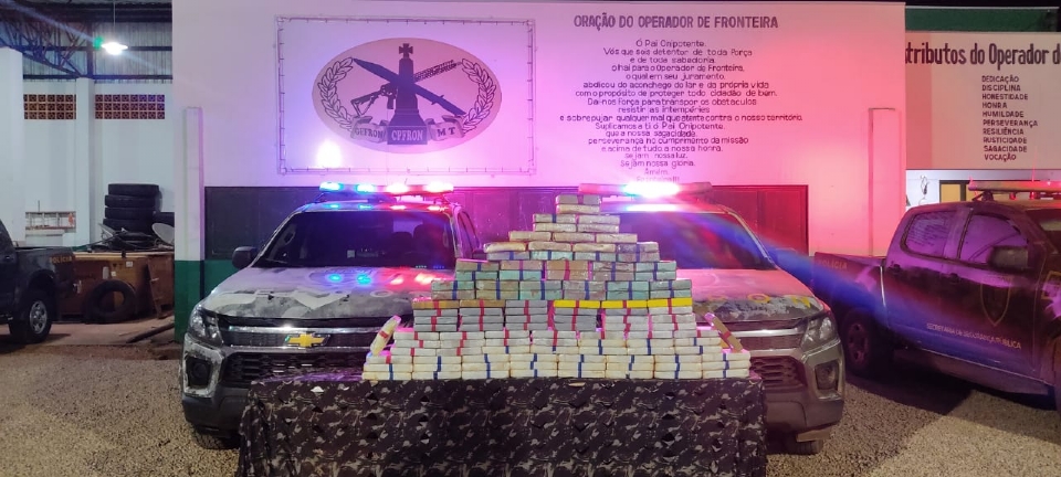 Gefron, Bope e PF apreendem 115 kg de drogas na fronteira, em Cceres