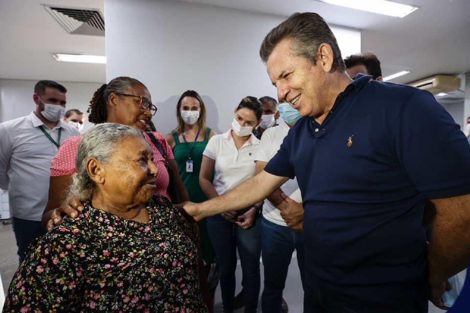 Pacientes agradecem governador por cirurgia: 'foram cinco anos de espera'