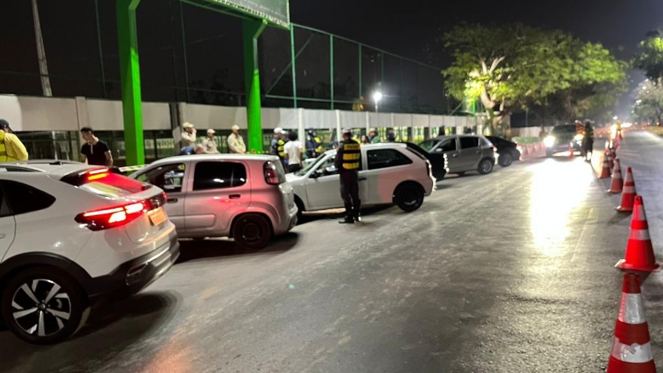 Operao Lei Seca em Cuiab resulta na priso de 20 motoristas por embriaguez ao volante