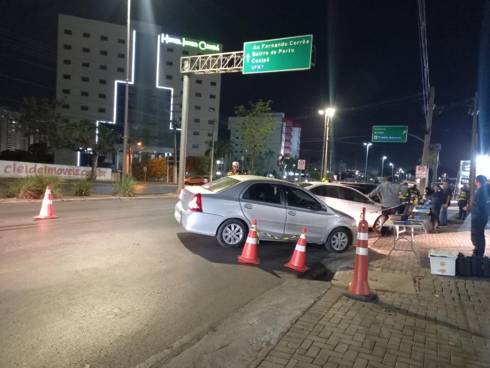 Lei Seca: 13 motoristas so presos por embriaguez ao volante na avenida Miguel Sutil