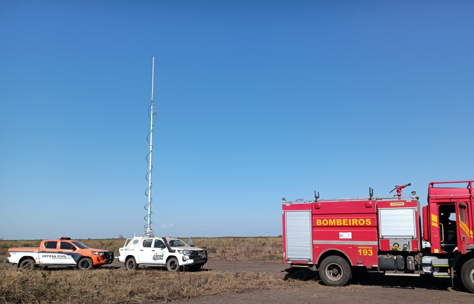 Operao de combate ao fogo no Pantanal tem comunicao reforada por estao mvel de rdio digital